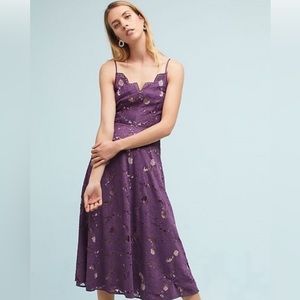 Moulinette Sorurs Scalloped Lace Midi Dress